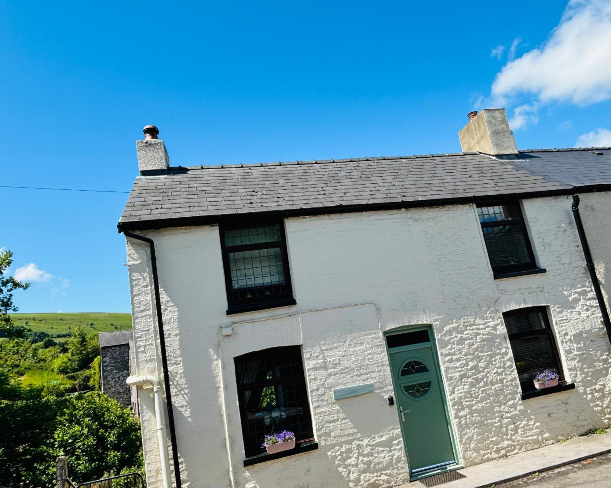 Glan-Yr-Afon Cottage Two Bedrooms Sennybridge Exterior photo